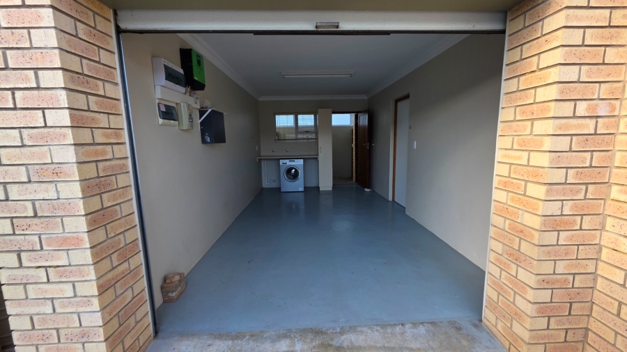 2 Bedroom Property for Sale in Groenkloof Retirement Village Western Cape